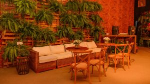 Lounge 15