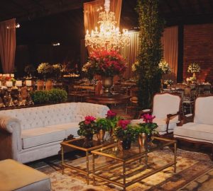 Lounge 19