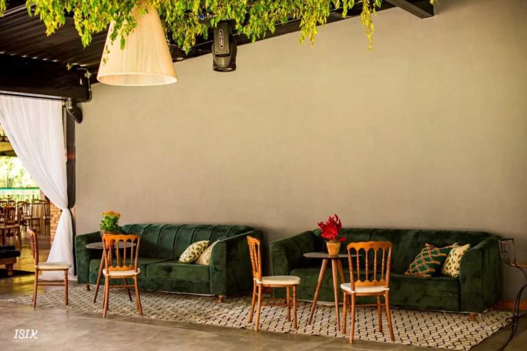 Lounge 43