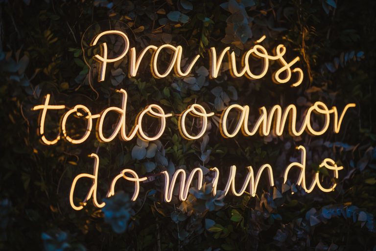 Pra nós, todo amor do mundo