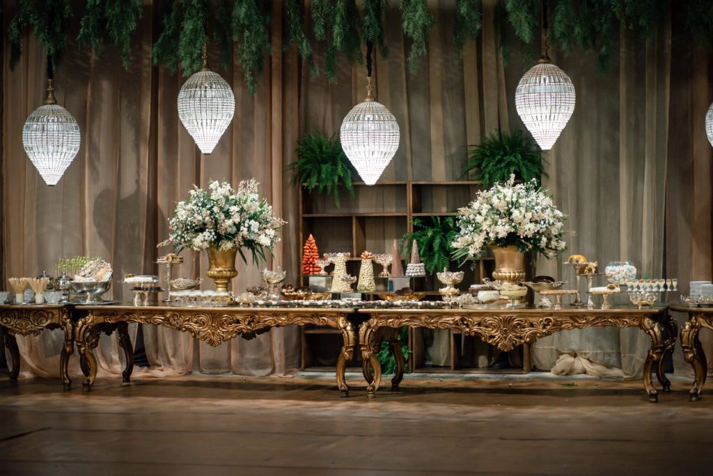 Mesa de Jantar Barroca Dourada Buffet