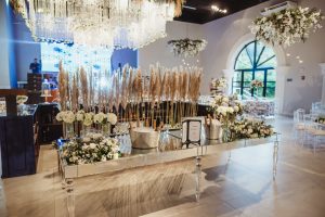 Mesa de Jantar Espelhada Pé Cristal Buffet
