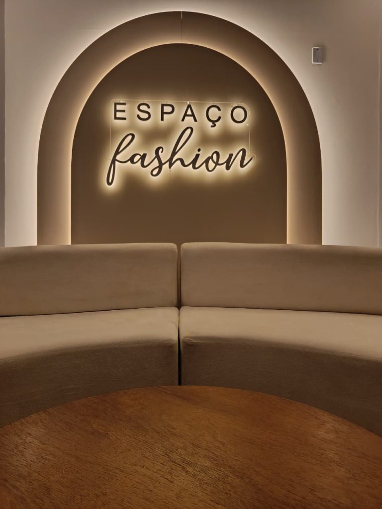 Painel Arco Portal Neon