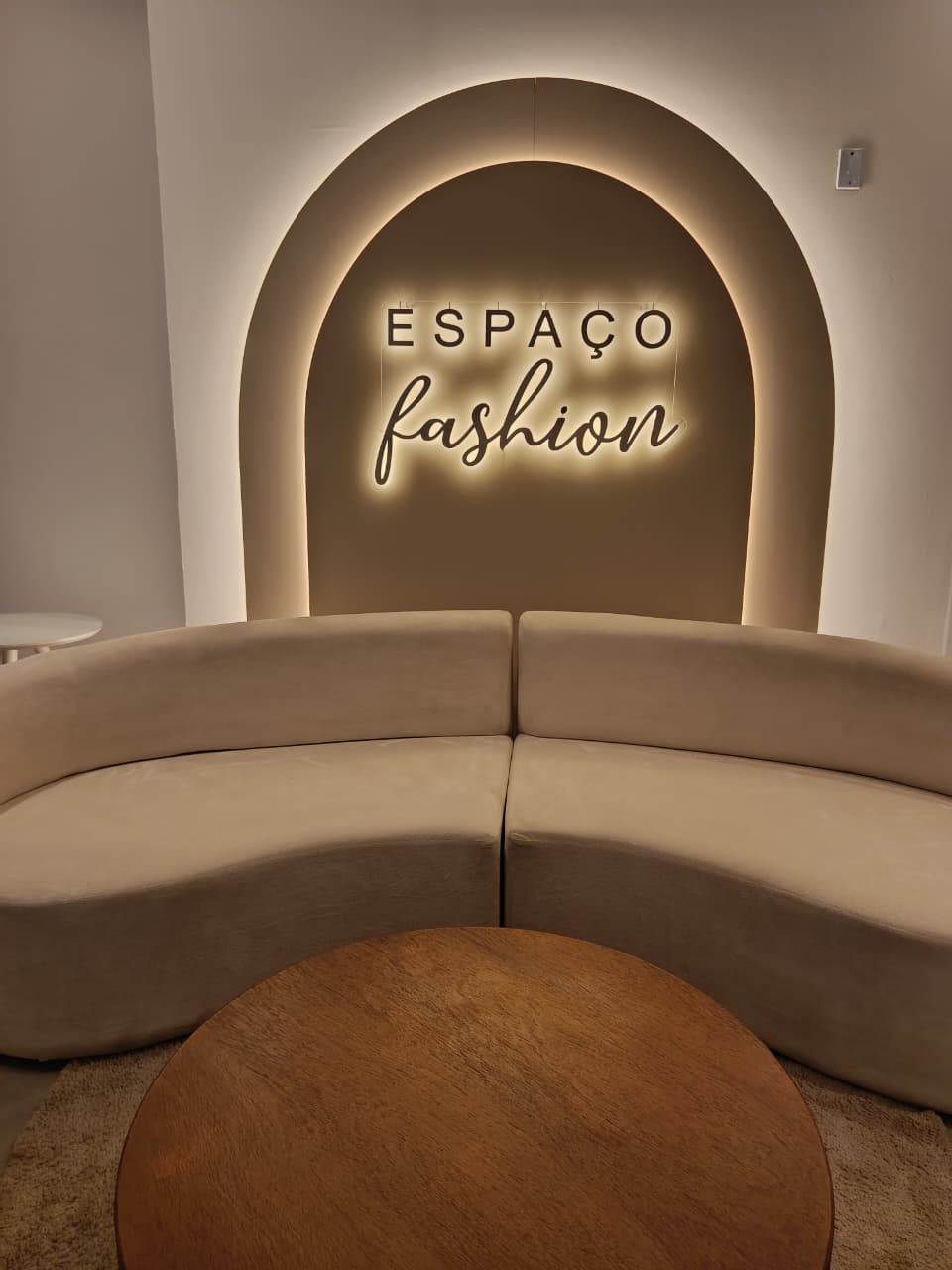 Painel Arco Portal Neon